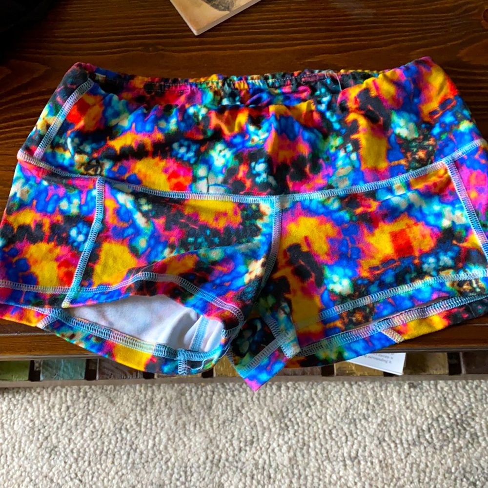 Fleo Shorts